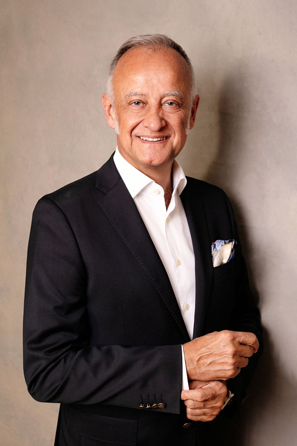 Life sciences entrepreneur and private equity advisor with 40 years of experience